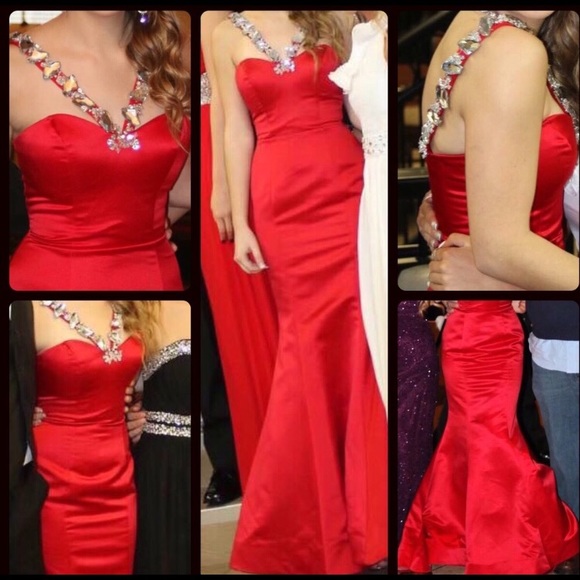 Red Holiday Prom Dress